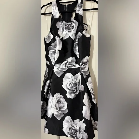 Black and Gray Floral Dress - Picture 1 of 9